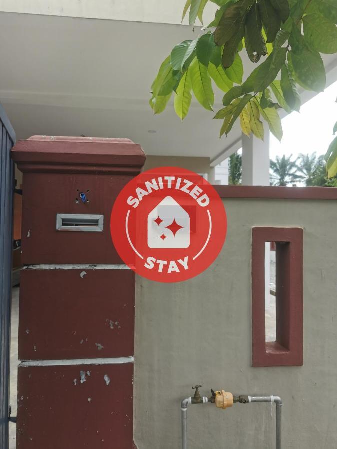 Oyo Homes 90524 D'J Pegaso Serom Homestay Muar Kültér fotó